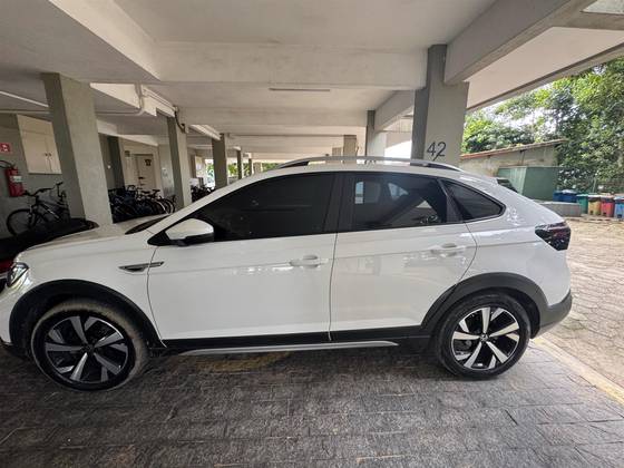 VOLKSWAGEN NIVUS 1.0 200 TSI TOTAL FLEX HIGHLINE AUTOMÁTICO
